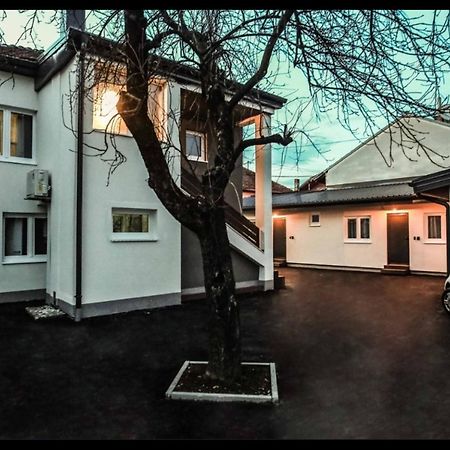 Polar Apartments Banja Luka Lpij Exteriér fotografie